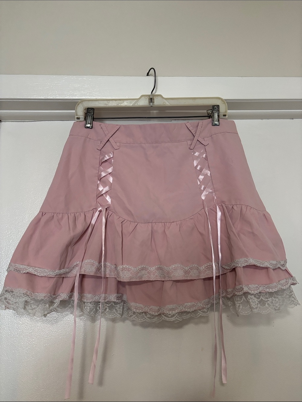 ROMWE Pink Lace-Up Ruffled Mini Skirt